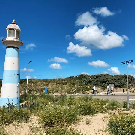 Luxurious Historical Loft Close To The Beach!! *