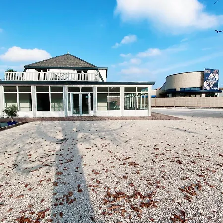 Luxurious Historical Loft Close To The Beach!! Apartamento *