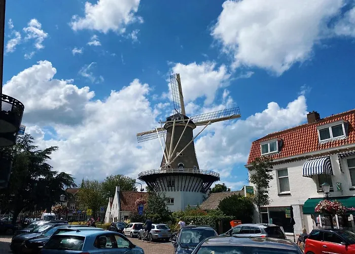 Luxurious Historical Loft Close To The Beach!! Apartamento