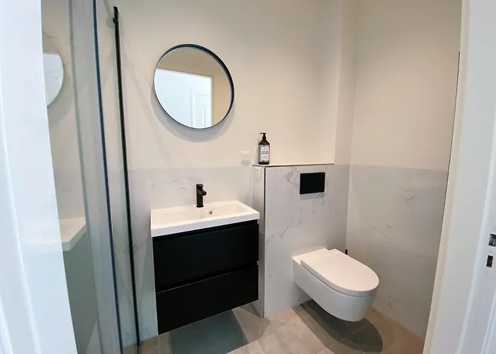 公寓 Luxurious Historical Loft Close To The Beach!!